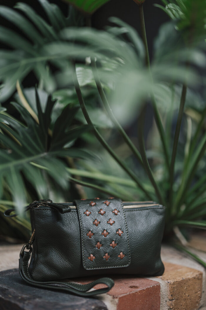 Nerine | Crossbody Bag - Image 19